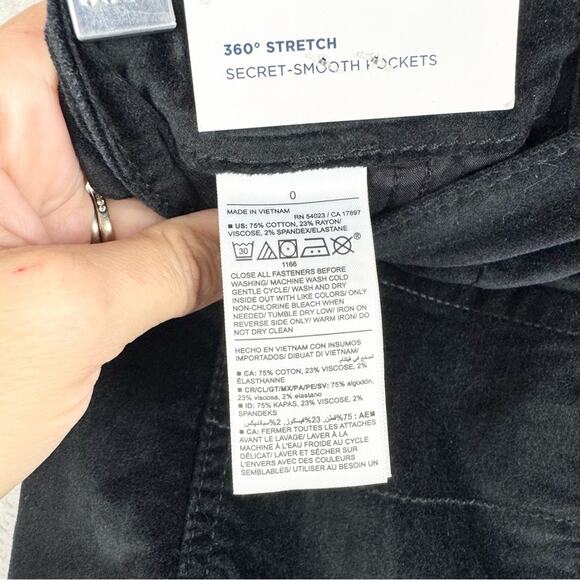 NWT Old Navy Extra High-Waisted Velvet Trouser Flare Pants Black Size 0 Office - Picture 12 of 16